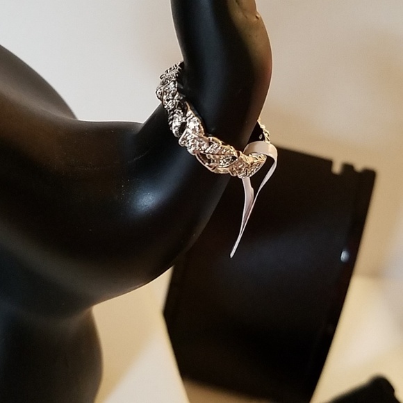 Vine Leaf Silver Tone Ring - Picture 1 of 1